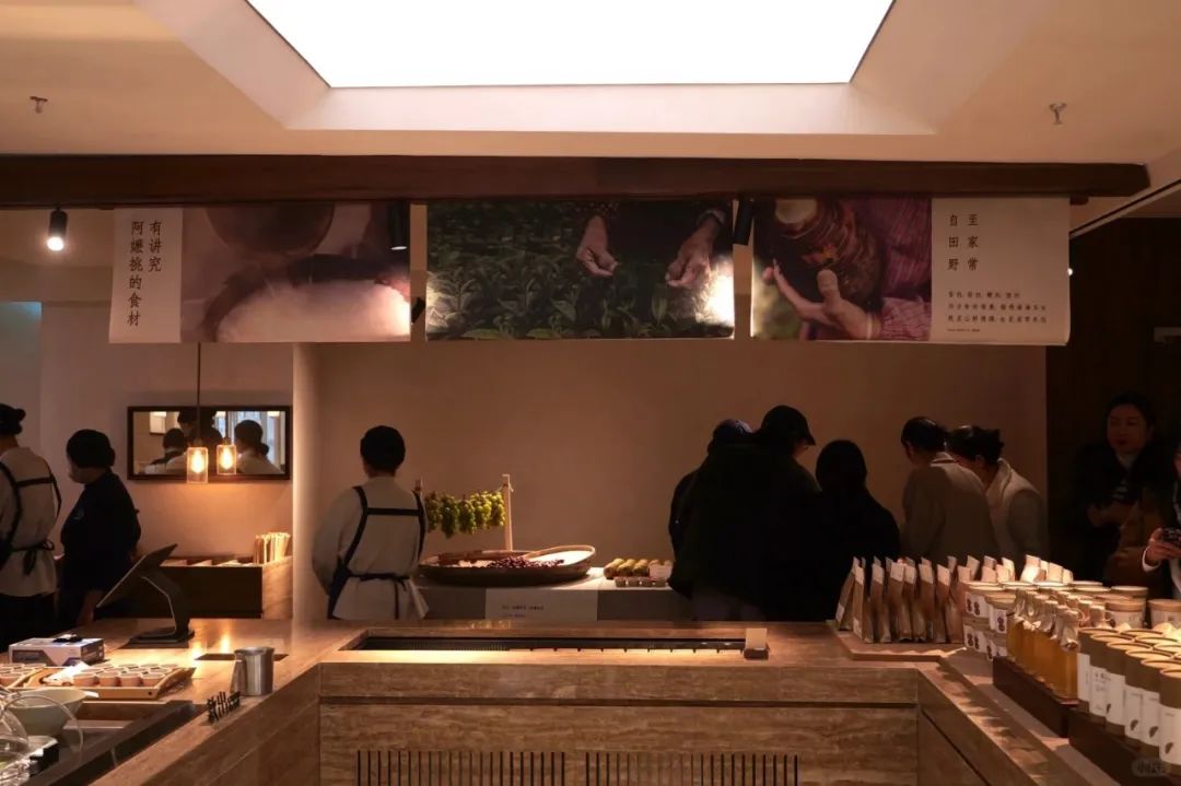 湘菜阿嬷手作全国首家体验集合店，用“家味·市集”打造餐饮空间